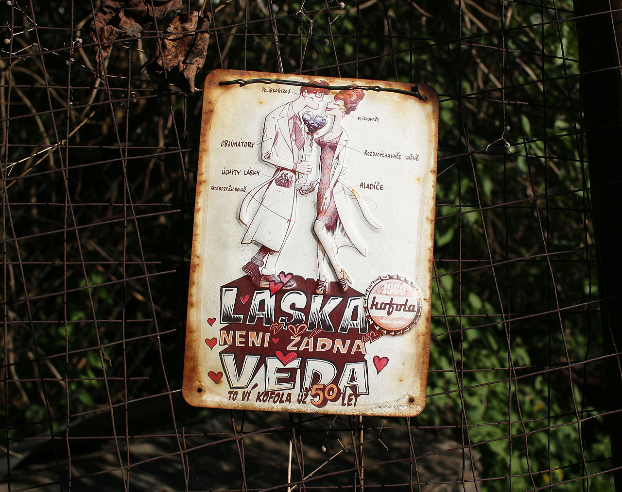 Láska není žádná věda. To ví Kofola už 50 let. Láska není žádná věda. To ví Kofola už 50 let.