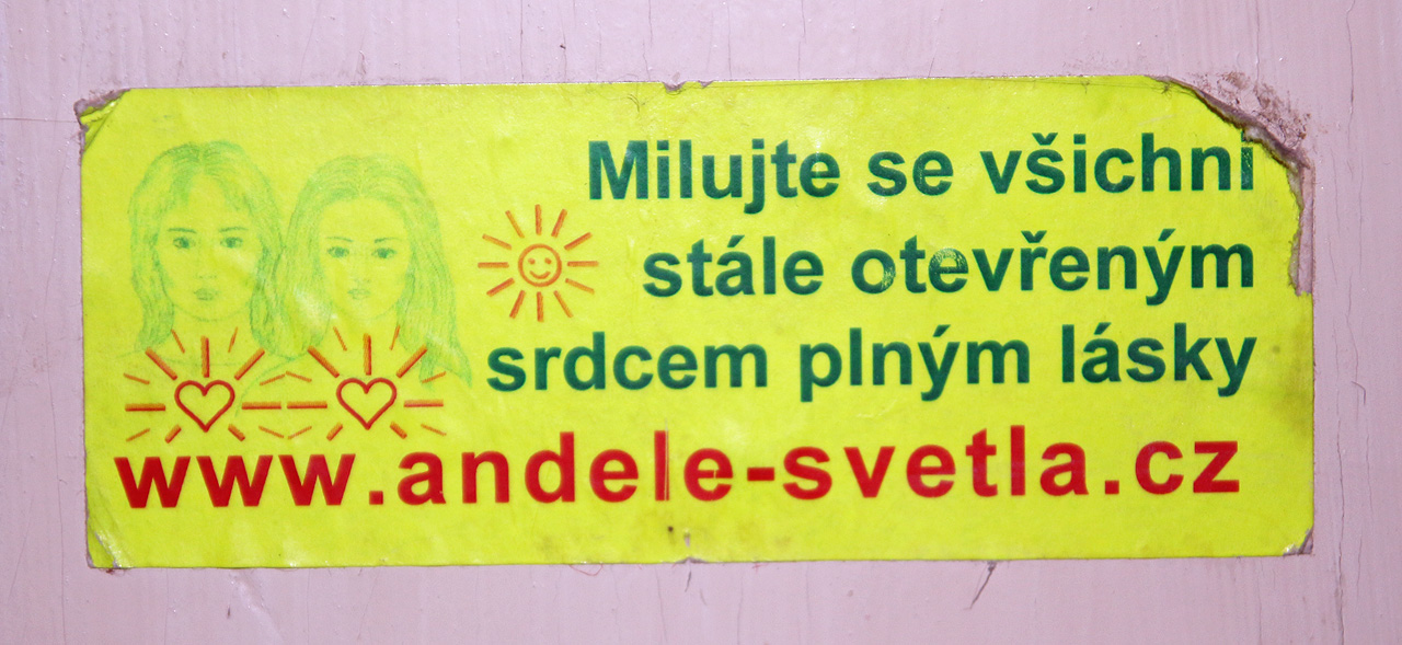 Zato Andělé světla září stále stejnou intenzitou už třetí desetiletí bez úhony. Paradox? Zato Andělé světla září stále stejnou intenzitou už třetí desetiletí bez úhony. Paradox?