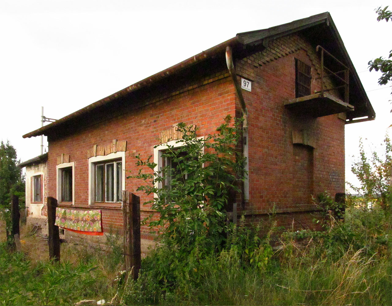 Železniční zastávka Přízřenice. Železniční zastávka Přízřenice.