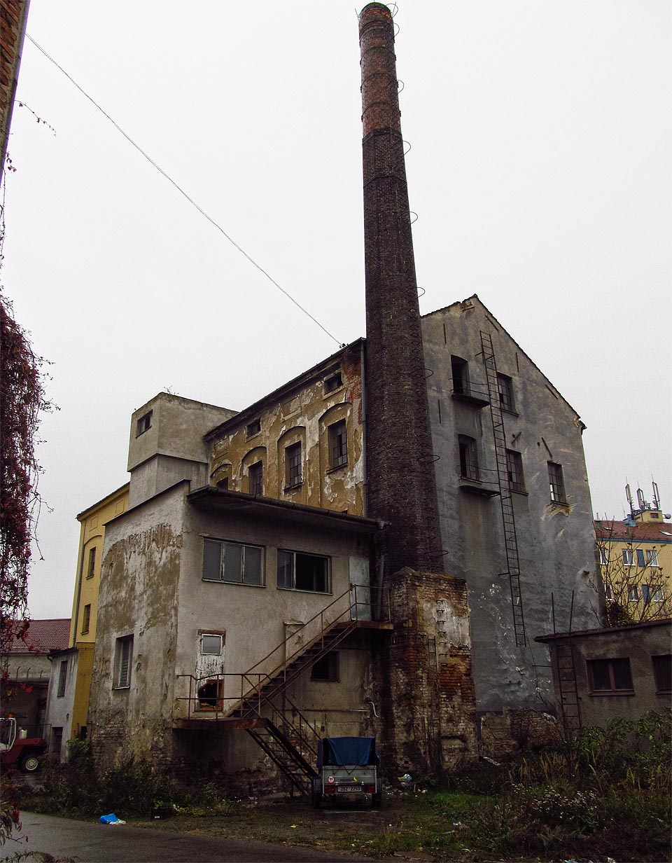 Kotelna a výtopna u severní brány. Kotelna a výtopna u severní brány.